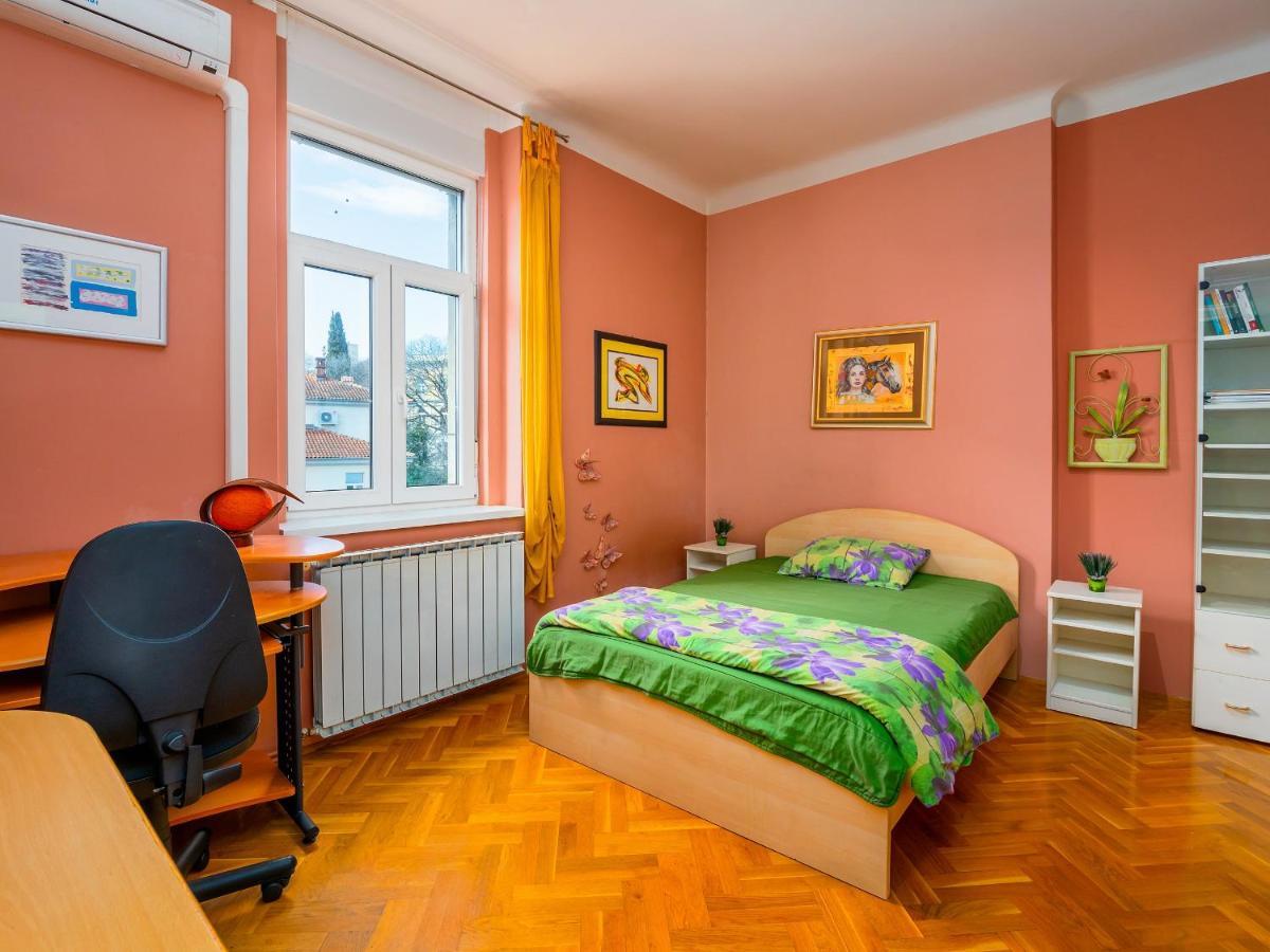 Grand Apartment In Strict Center Of Rijeka Eksteriør bilde